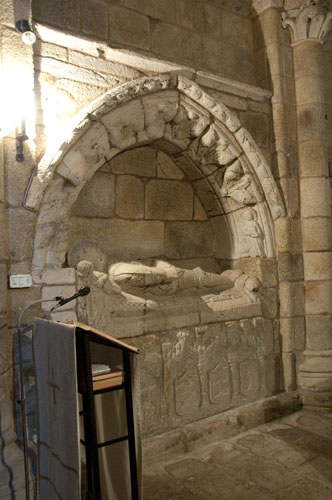 Sepulcro de D. Diego de Lemos en la iglesia de Ferreira do Pantón